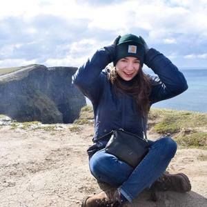 Meet your Posher, Annie